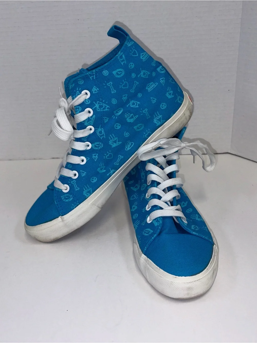 Nickelodeon Blue High-Top Sneakers with Cartoon Graphic